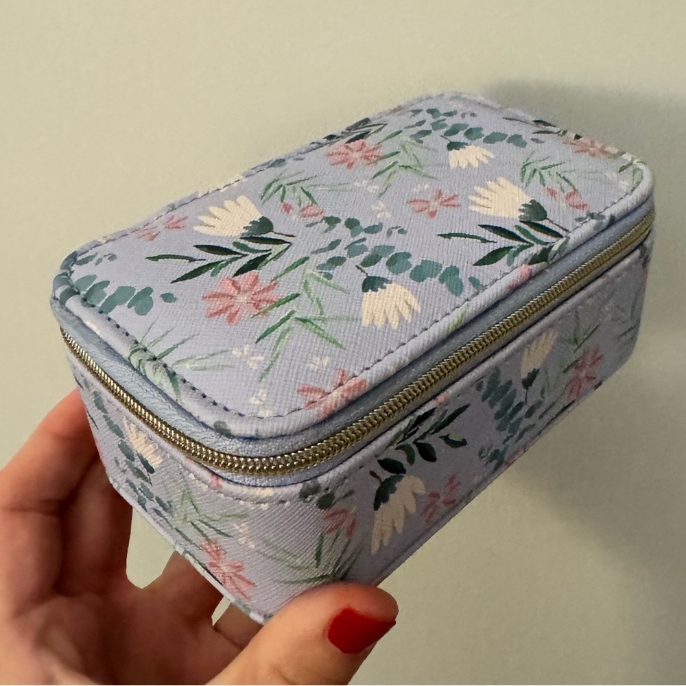 New without tags! Estella Bartlett Mini Jewelry Box